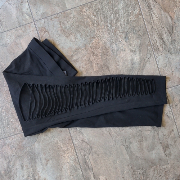 Slashed front black leggings - Picture 2 of 6